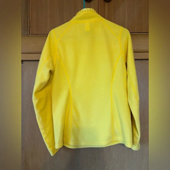 Women’s Medium The North Face Yellow Sweater - Picture 2 of 4